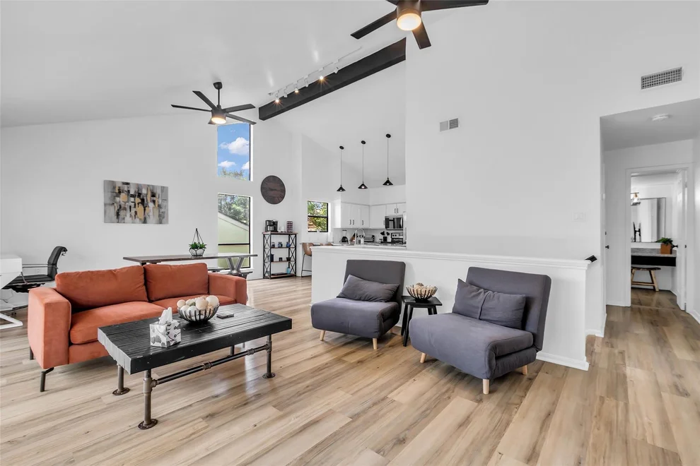 Unit for sale at 60 April Point Drive N, Conroe, TX 77356