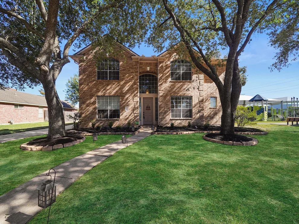 Unit for sale at 5710 Eldridge Glen Drive, Houston, TX 77041