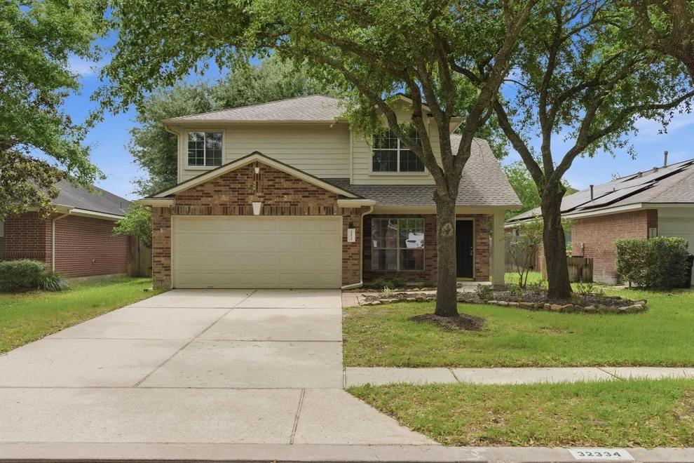 Unit for sale at 32334 Summer Park Lane, Conroe, TX 77385