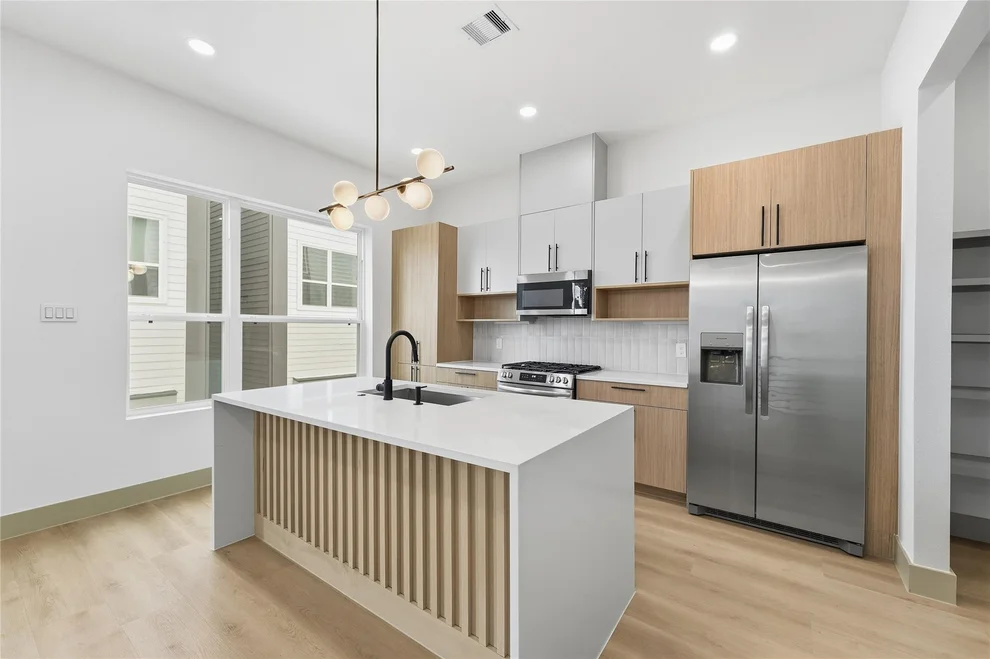 Unit for sale at 2953 Delafield Street, Houston, TX 77023