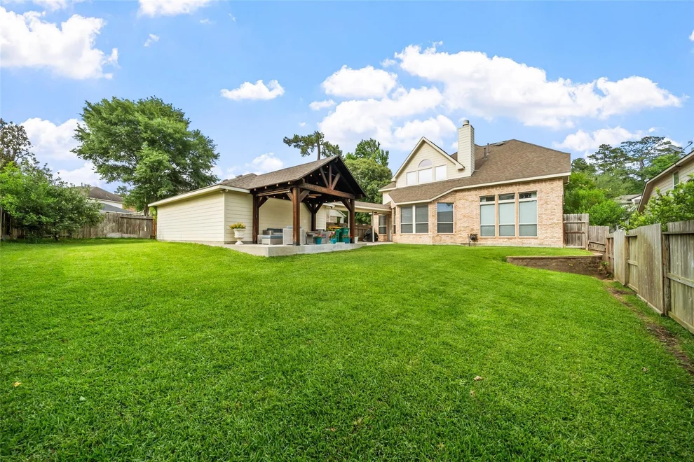 Unit for sale at 2510 Eagle Post Drive, Conroe, TX 77304