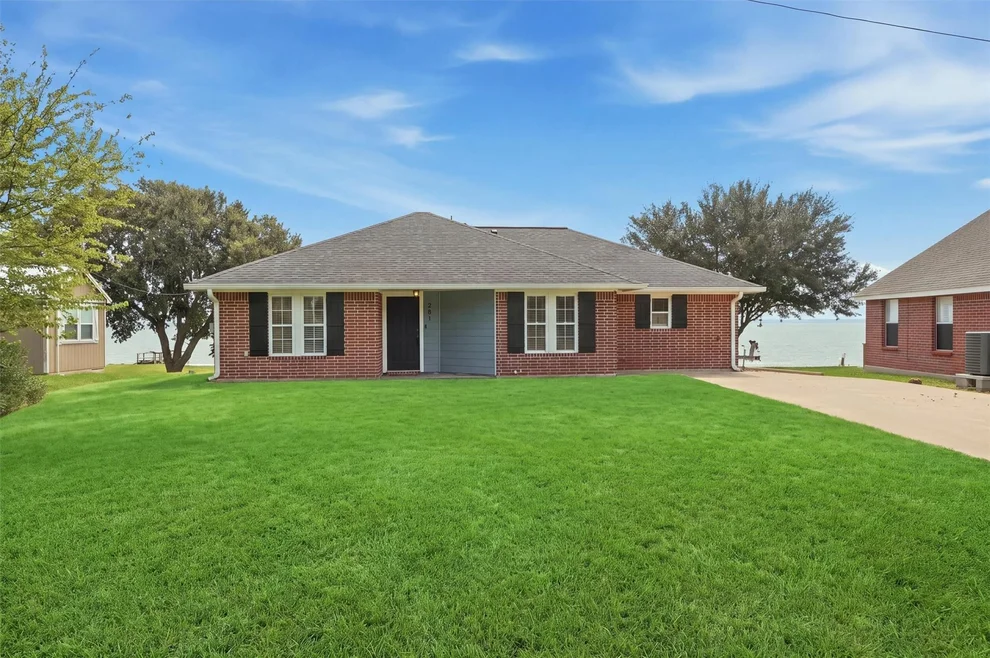 Unit for sale at 281 Fishermans Bend Drive, Point Blank, TX 77364