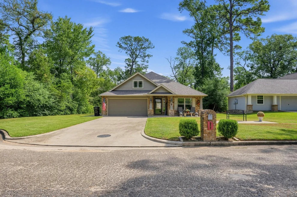 Unit for sale at 12203 Mustang Avenue, Willis, TX 77378