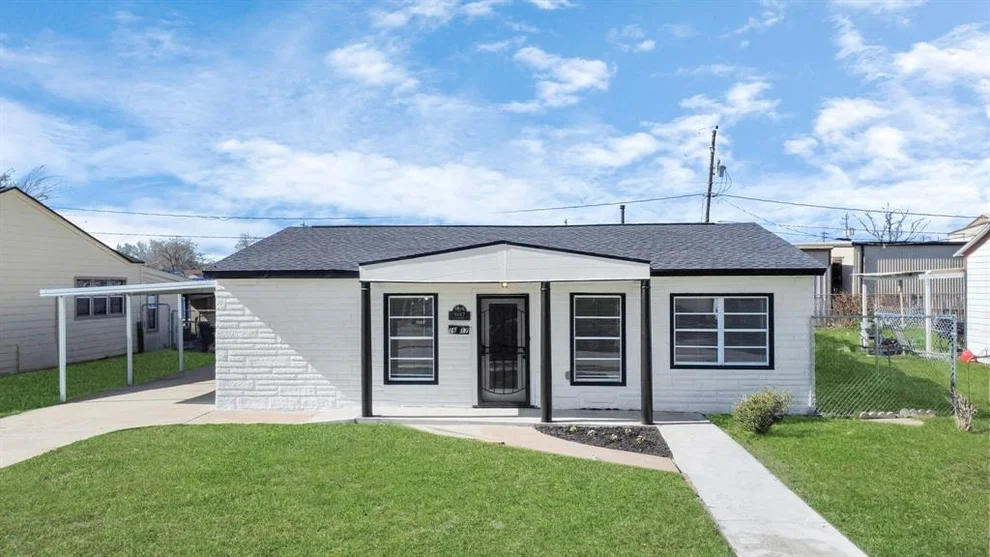Unit for sale at 1617 Utah Street, Baytown, TX 77520