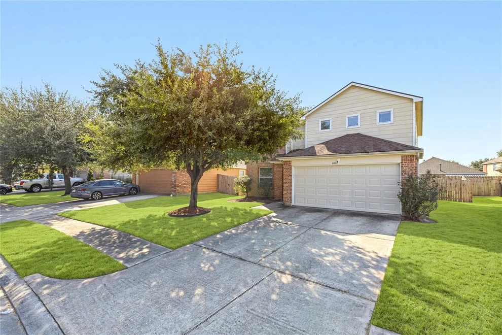 Unit for sale at 606 Kiley Drive, Houston, TX 77073