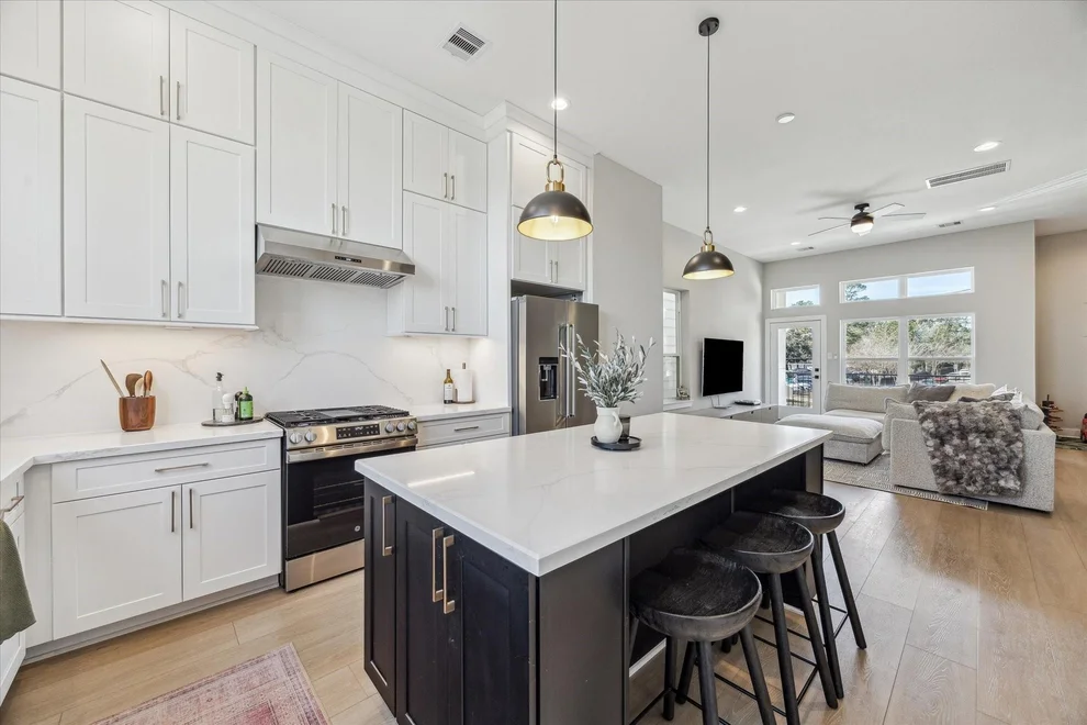 Unit for sale at 4904 Brinkman Street, Houston, TX 77018