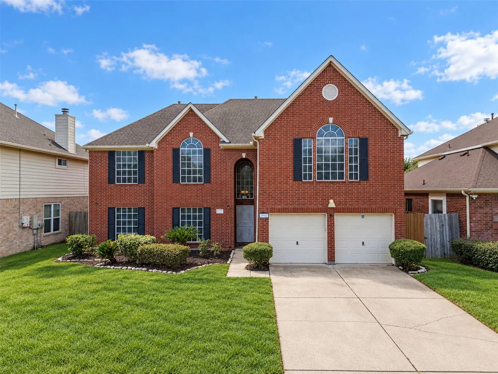 Unit for sale at 8914 Beawood Drive, Houston, TX 77083