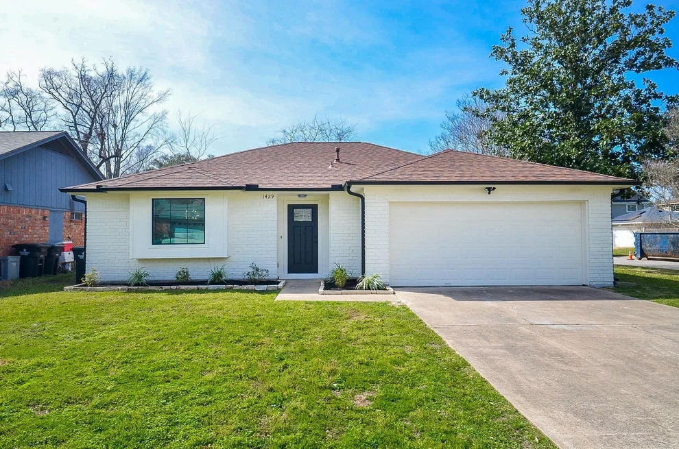 Unit for sale at 1429 Heights Drive, Katy, TX 77493