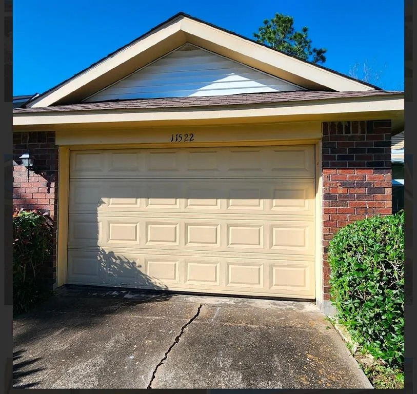 Unit for sale at 11522 Highland Meadow Drive, Houston, TX 77089