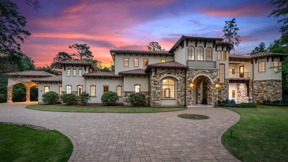 Unit for sale at 50 Silver Iris Way, The Woodlands, TX 77382