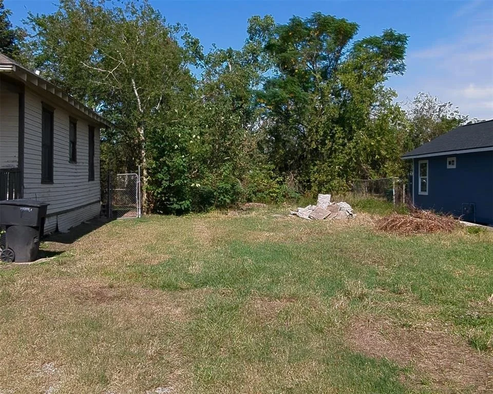 Unit for sale at 3259 Simmons Street, Houston, TX 77004