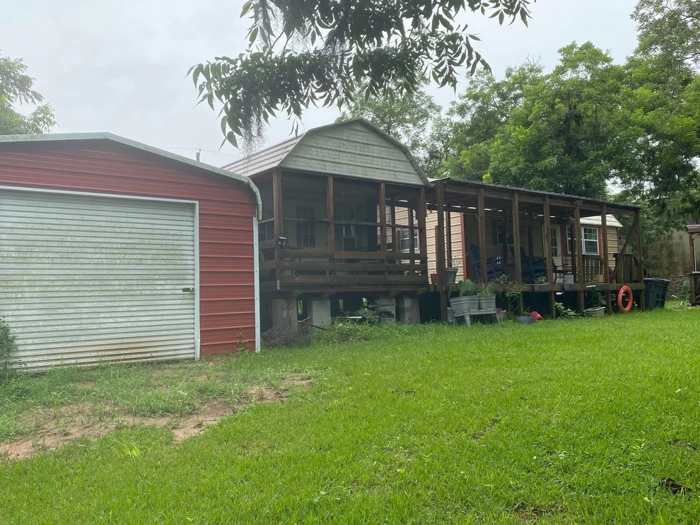 Unit for sale at 5401-7 County Road 334, Sweeny, TX 77480