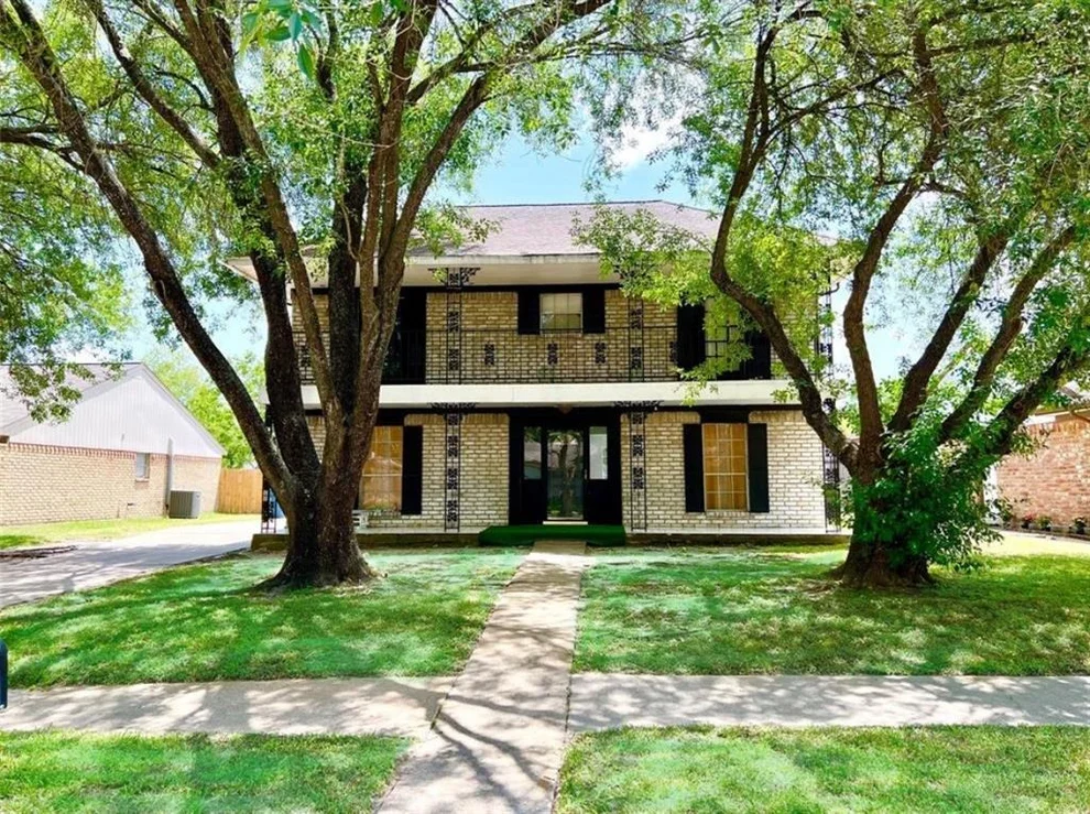Unit for sale at 6523 Escondido Drive, Houston, TX 77083