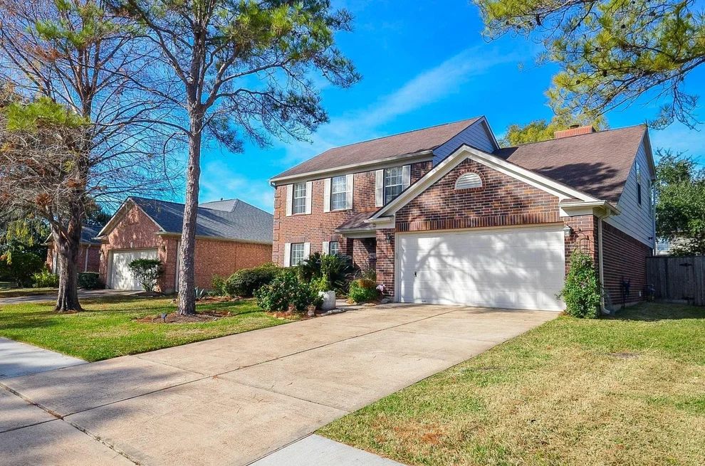 Unit for sale at 6507 High Knoll Drive, Sugar Land, TX 77479
