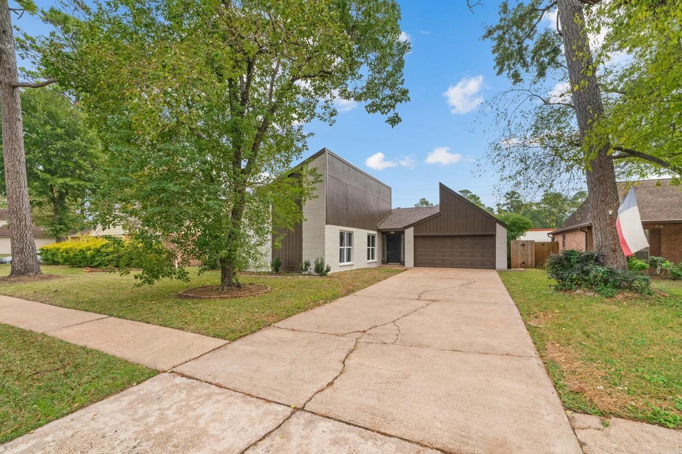 Unit for sale at 15034 Rose Valley Drive, Houston, TX 77070