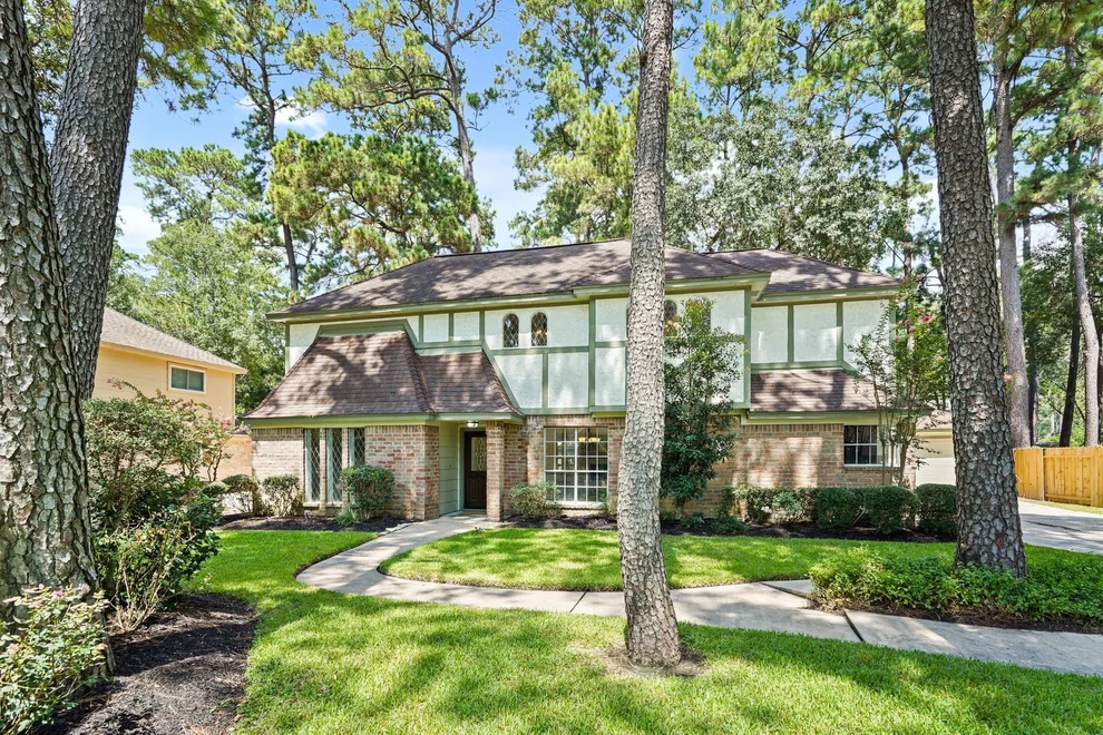 Unit for sale at 17606 Rustington Drive, Spring, TX 77379