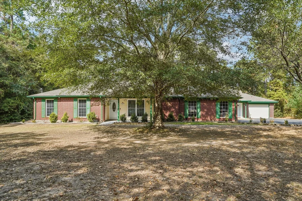 Unit for sale at 378 Ridgewood Drive, Magnolia, TX 77355