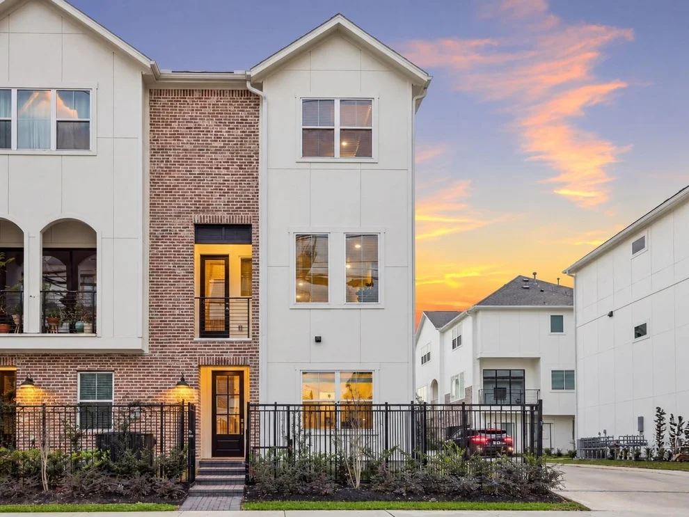 Unit for sale at 3405 Hicks Street, Houston, TX 77007