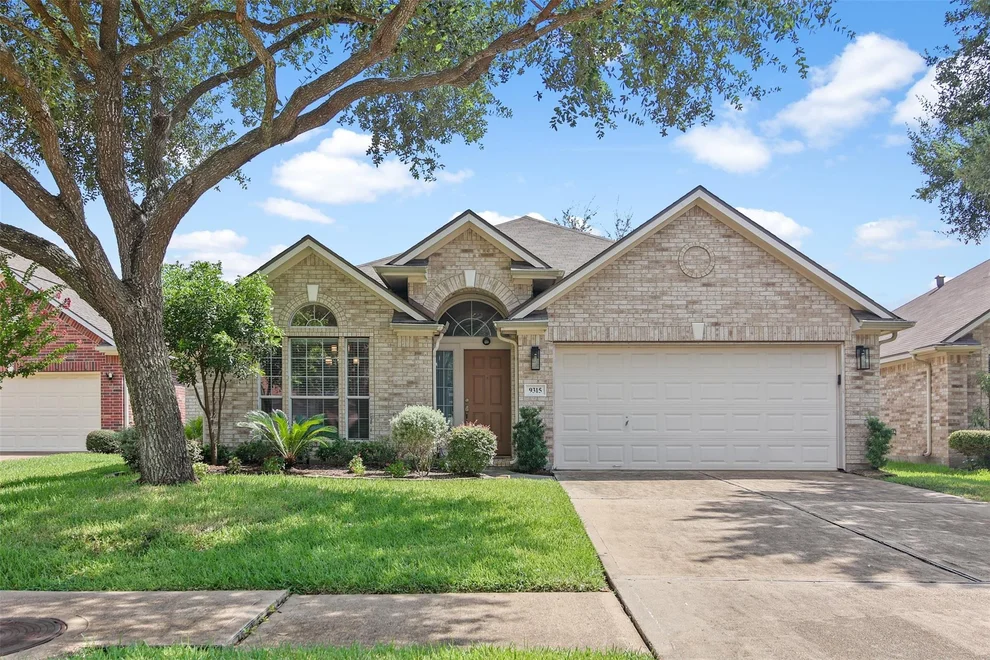 Unit for sale at 9315 Gablewinn Court, Houston, TX 77070