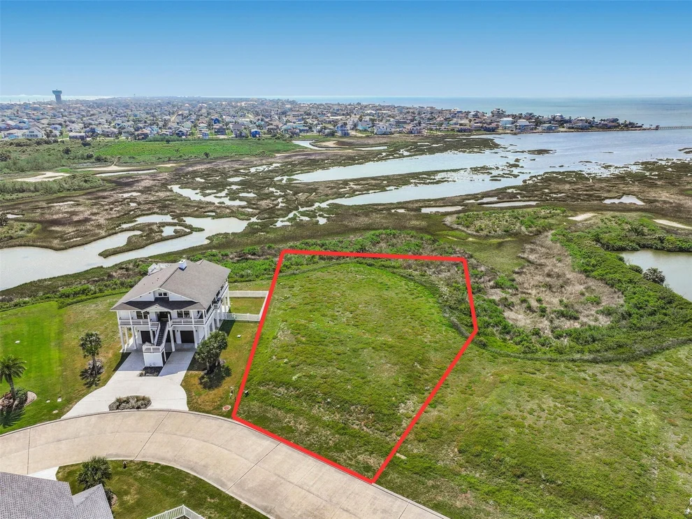 Unit for sale at 3906 Curlew Drive, Galveston, TX 77554