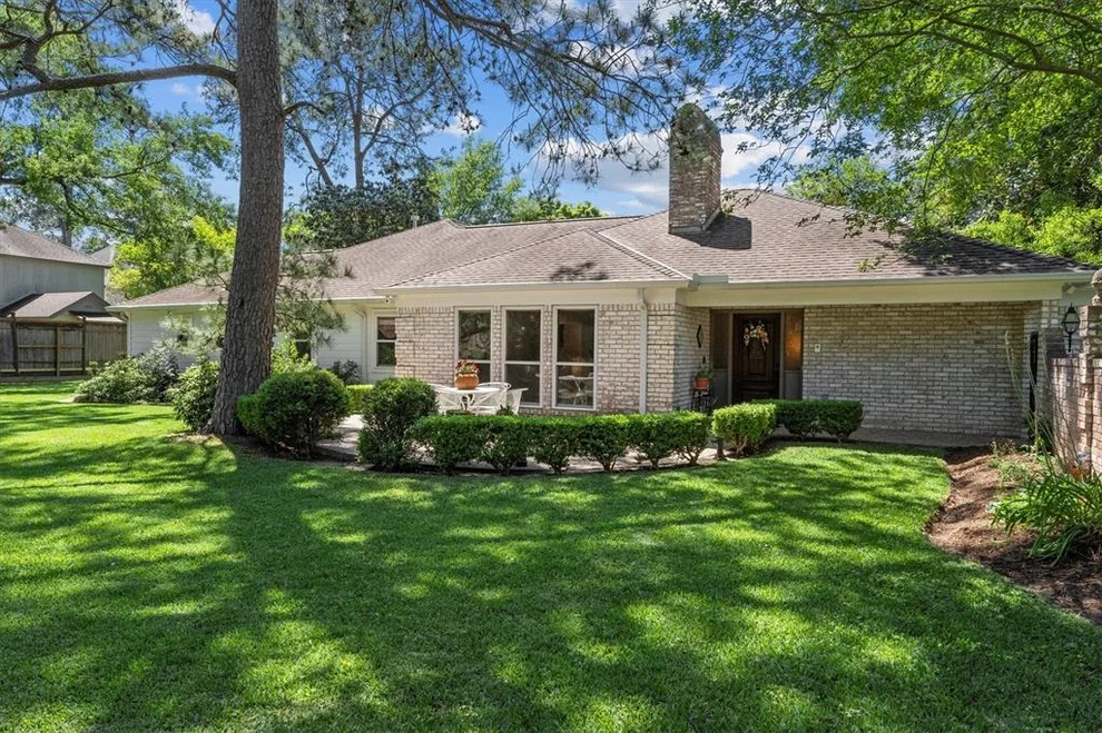 Unit for sale at 10603 Glenway Drive, Houston, TX 77070