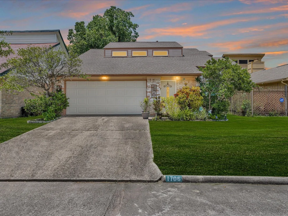Unit for sale at 1706 Bodart Court, Houston, TX 77090