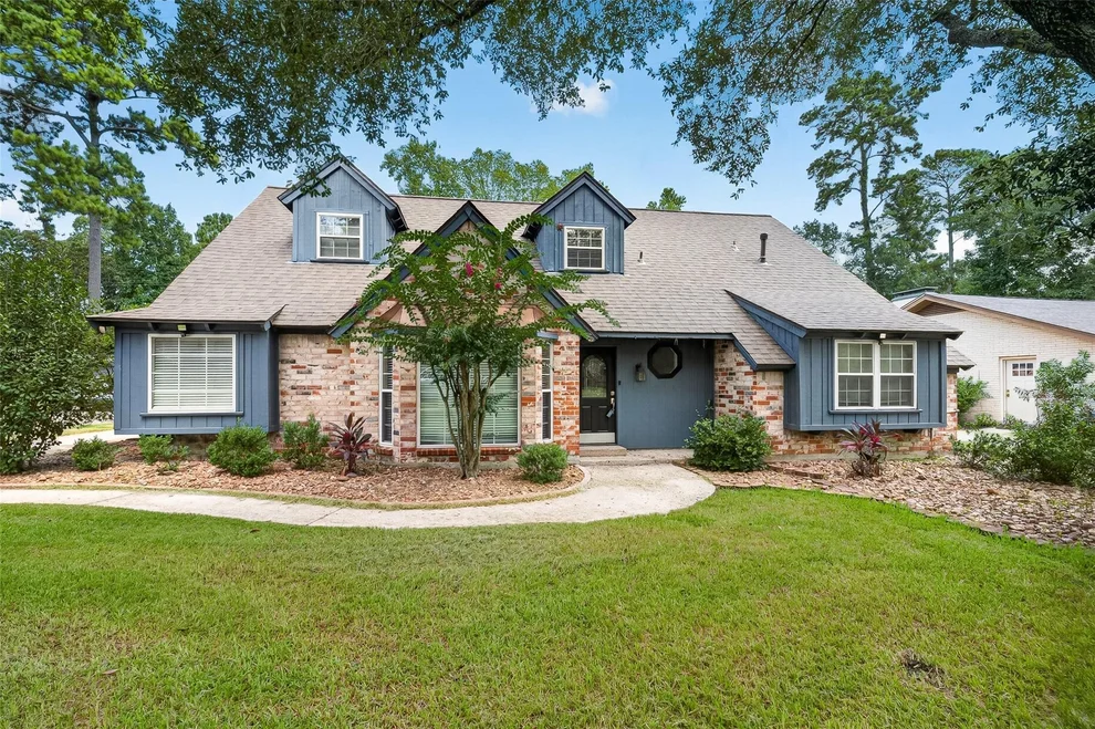 Unit for sale at 560 Savannah Park, Conroe, TX 77302