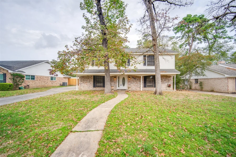 Unit for sale at 1107 Pear Tree Lane, Houston, TX 77073