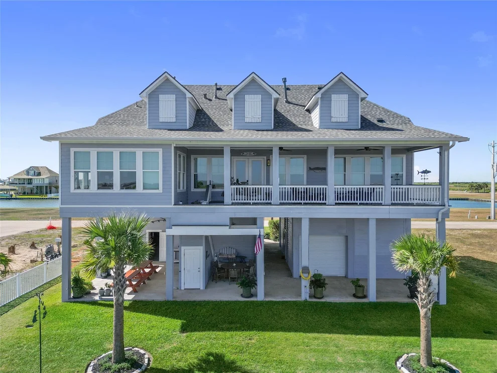 Unit for sale at 9 Hawkeye, Hitchcock, TX 77563