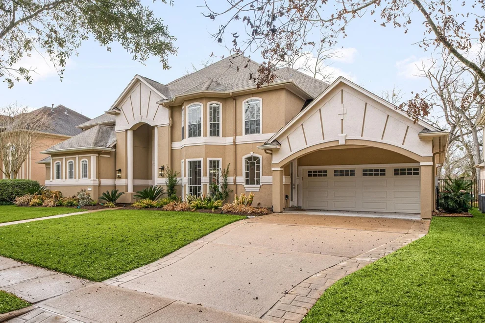 Unit for sale at 18 Sullivans Court, Missouri City, TX 77459