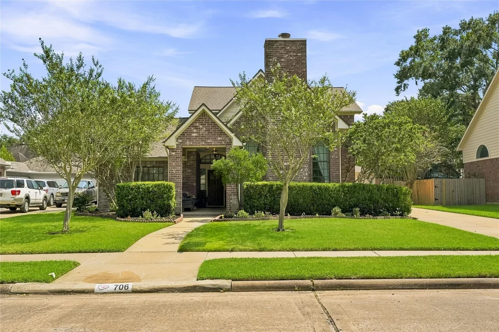 Unit for sale at 706 Fernglade Drive, Richmond, TX 77406