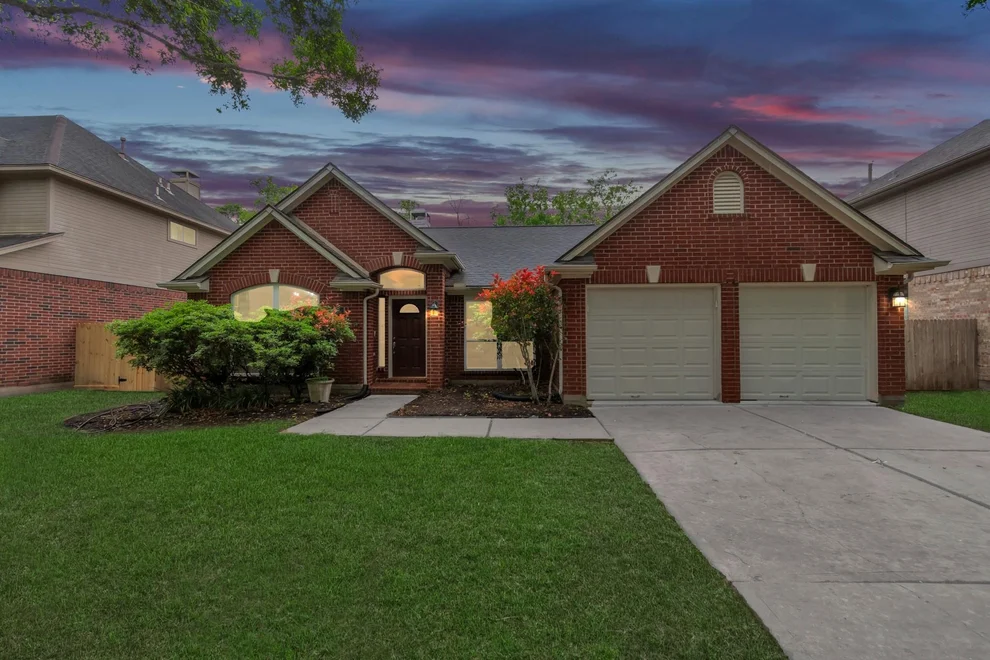 Unit for sale at 1715 Parkview Lane, Missouri City, TX 77459