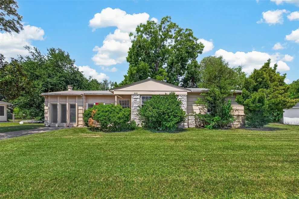 Unit for sale at 8022 White Avenue, Hitchcock, TX 77563