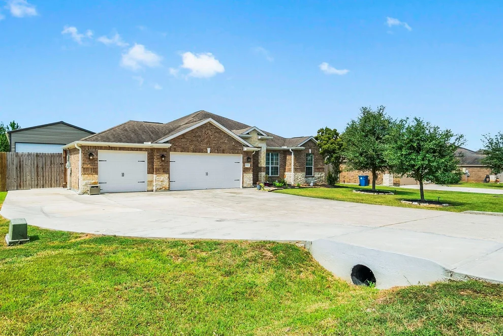 Unit for sale at 18830 Maverick Ranch Road W, Magnolia, TX 77355