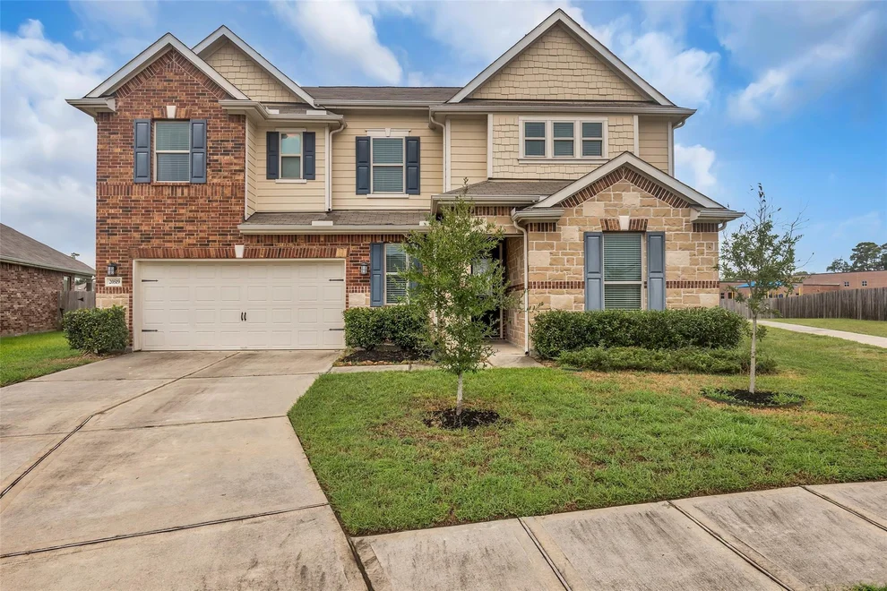 Unit for sale at 20519 Pembridge Green Drive, Porter, TX 77365
