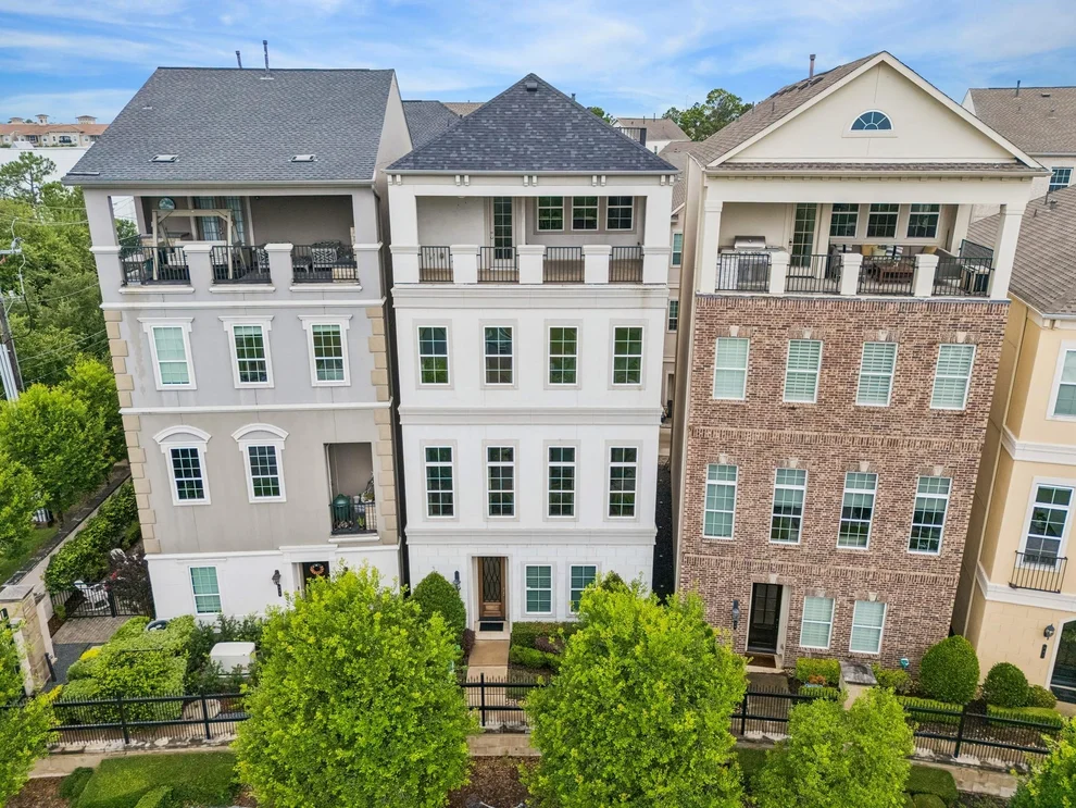 Unit for sale at 827 Dunleigh Meadows Lane Lane, Houston, TX 77055
