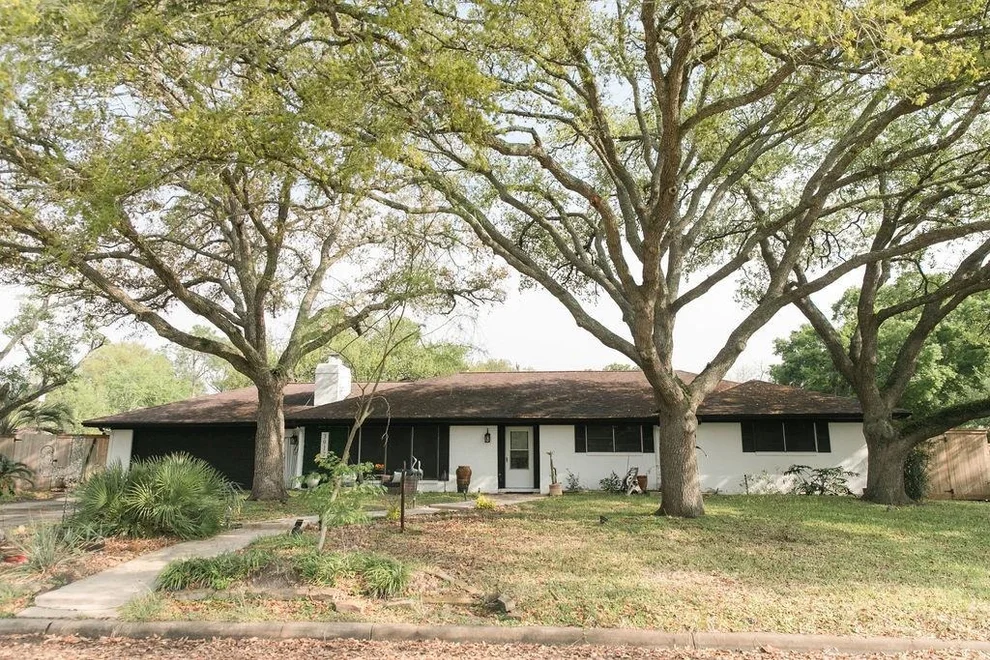 Unit for sale at 3917 Wickersham Street, Bay City, TX 77414