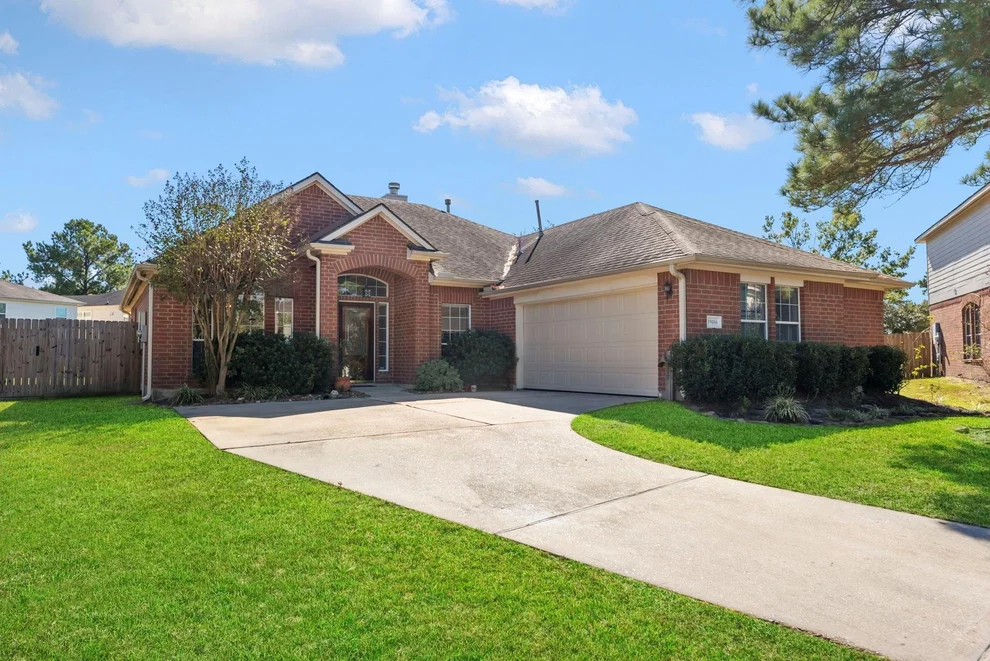 Unit for sale at 19106 Poplar Trails Lane, Tomball, TX 77375