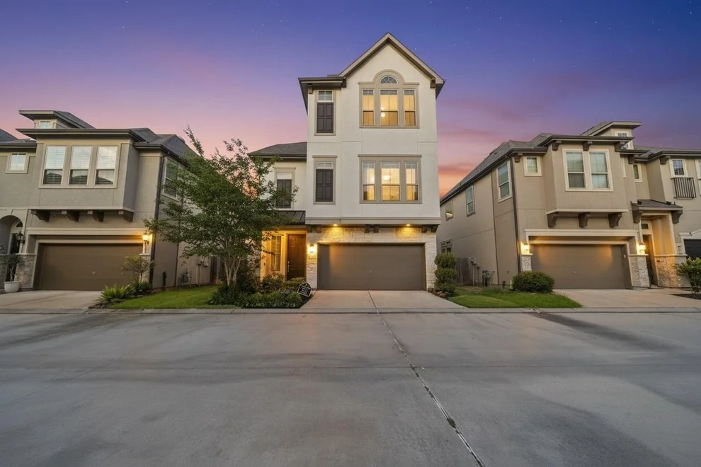 Unit for sale at 5114 W Lacey Garden Loop, Houston, TX 77018