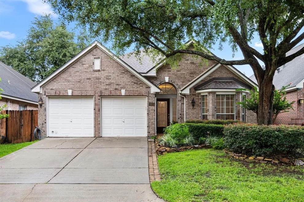 Unit for sale at 6930 Afton Woods Drive, Houston, TX 77055