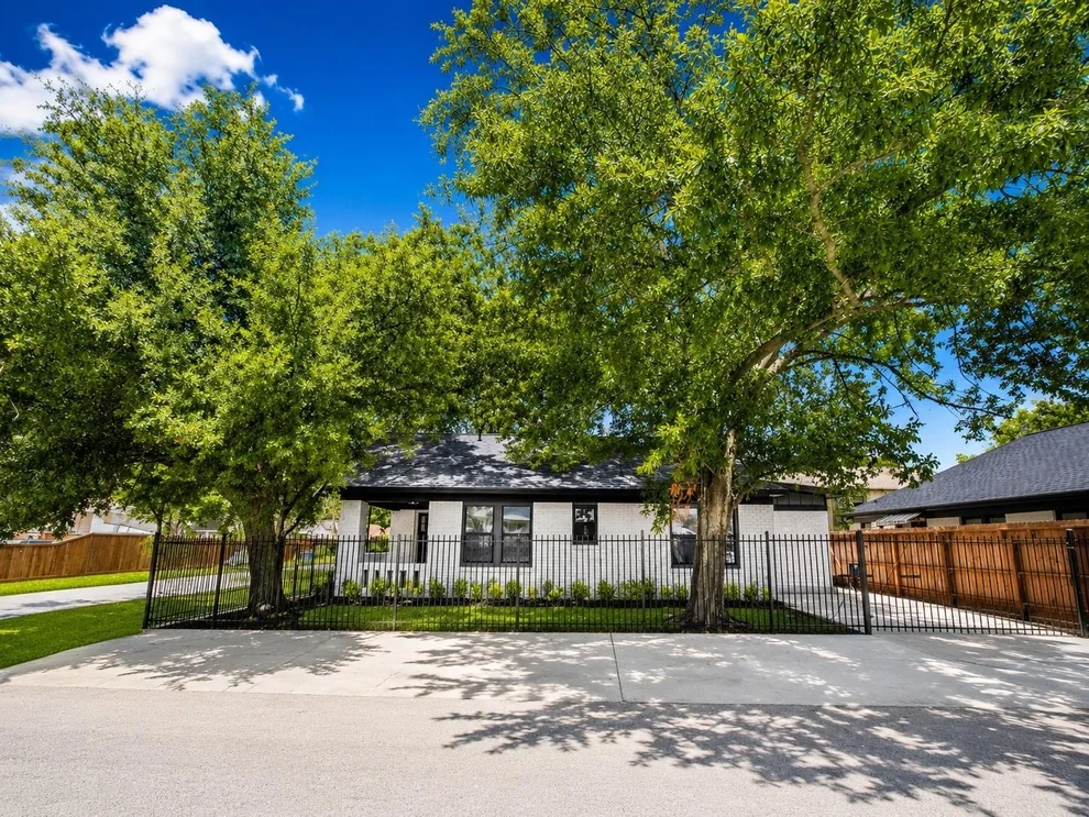 Unit for sale at 2602 Atlantic Street, Houston, TX 77009