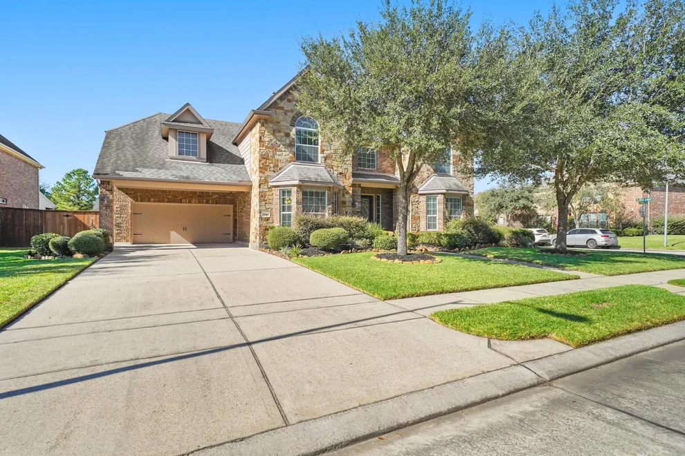 Unit for sale at 13911 Sunfall Creek Lane, Humble, TX 77396