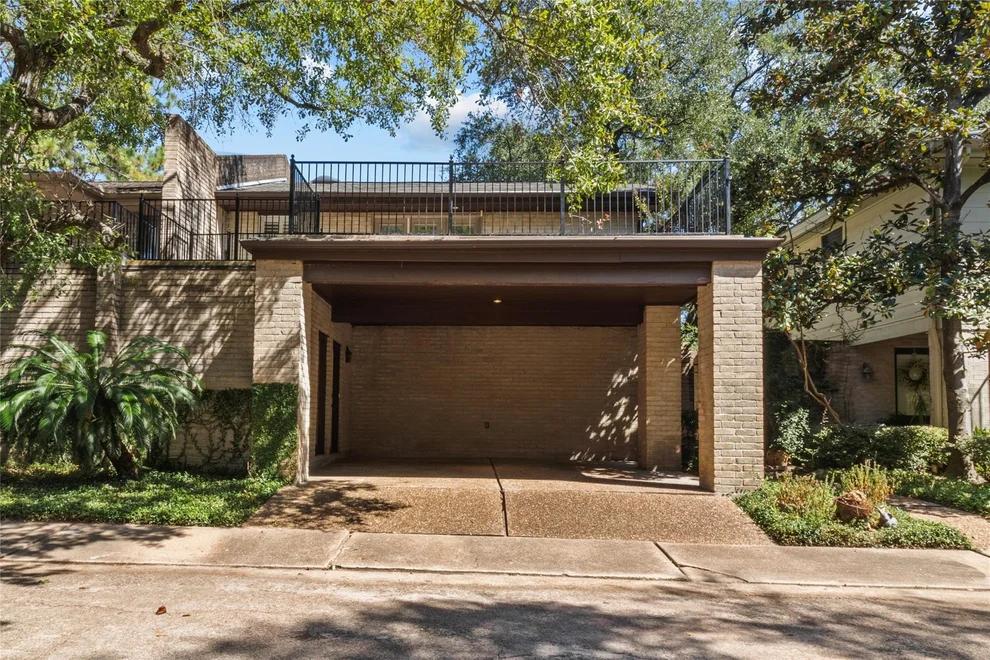Unit for sale at 201 Vanderpool Lane, Houston, TX 77024