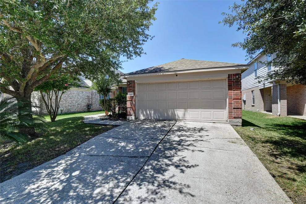 Unit for sale at 7411 Fox Scene Drive, Humble, TX 77338