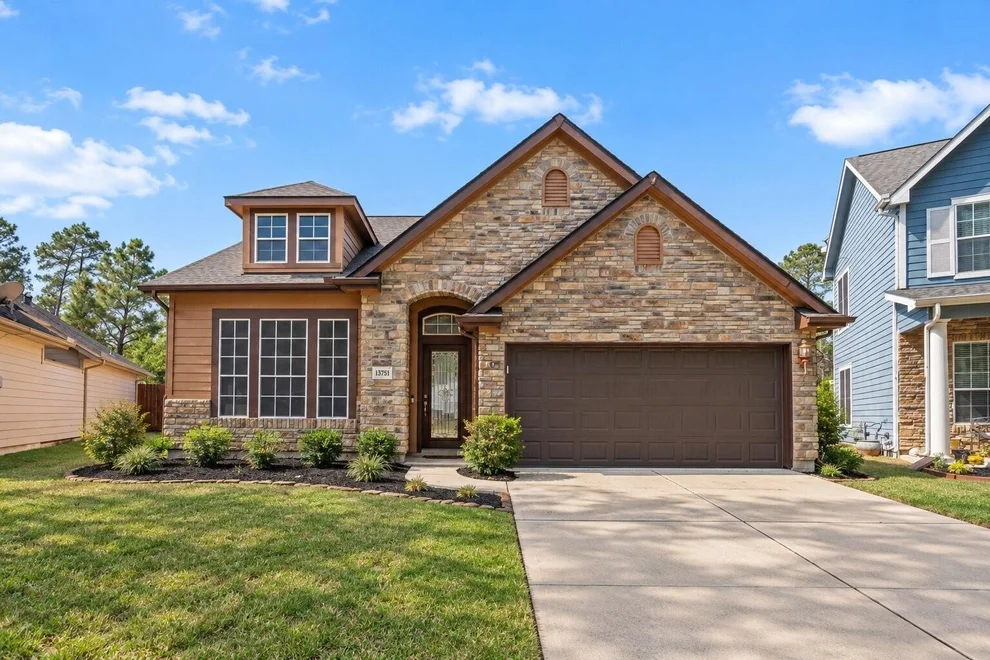Unit for sale at 13751 Crested Iris Drive, Cypress, TX 77429