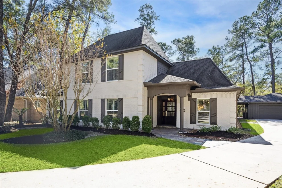 Unit for sale at 35 Indian Clover Drive, The Woodlands, TX 77381