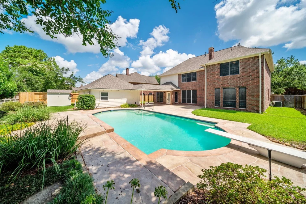 Unit for sale at 1808 Brookside Drive, Friendswood, TX 77546
