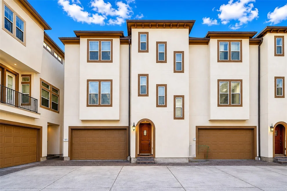 Unit for sale at 1031 W 21st Street, Houston, TX 77008