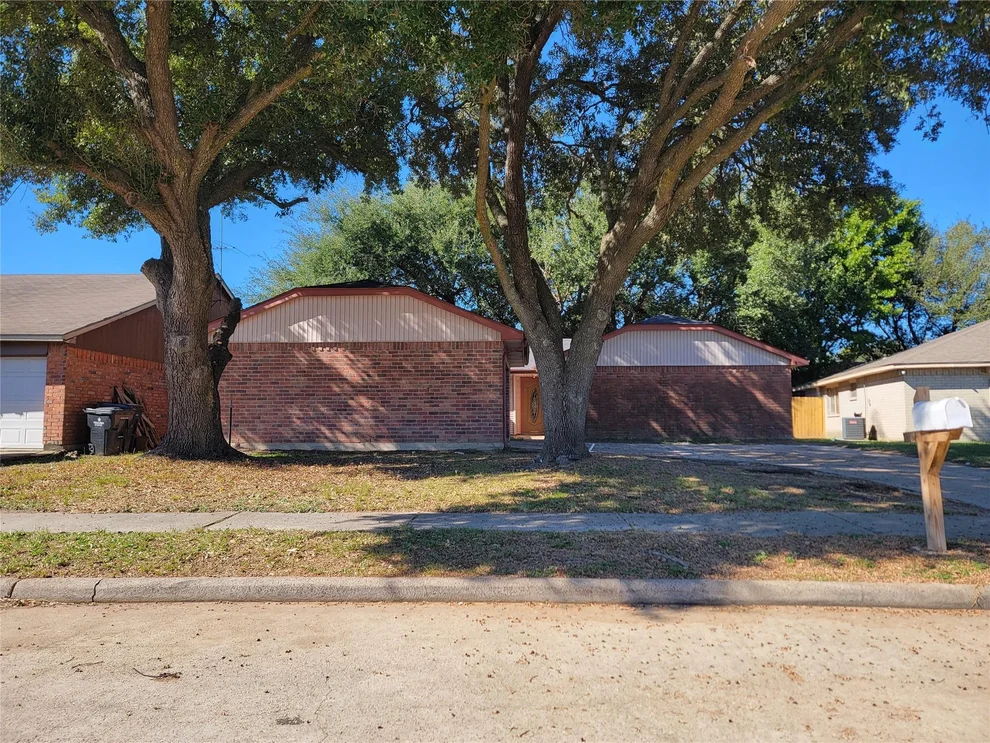 Unit for sale at 11427 Valarno Drive, Houston, TX 77066