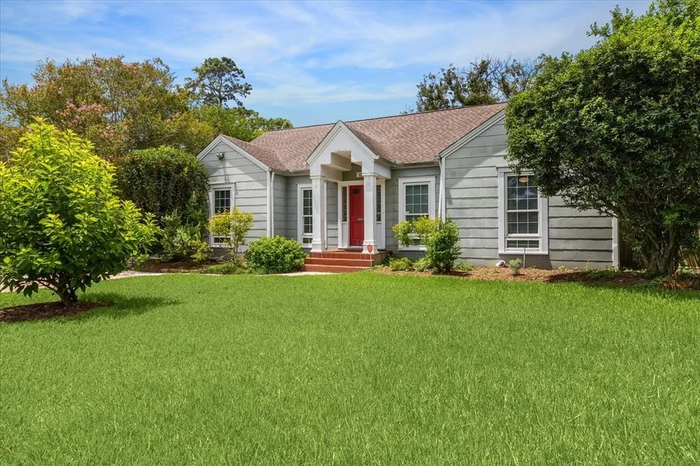 Unit for sale at 308 W 33rd Street, Houston, TX 77018